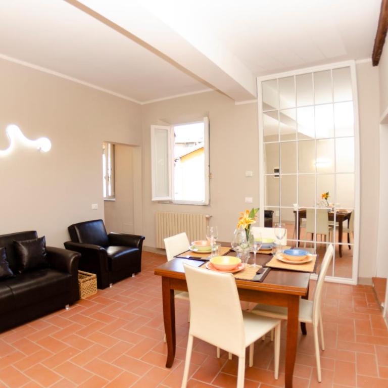 Loft Lucca - Three-Bedroom Apartment - 35