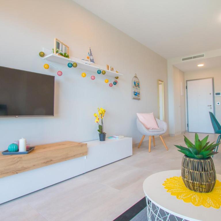 Waves apartment - relax in Costa Blanca - Two-Bedroom Apartment - 39