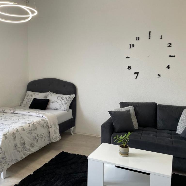 Apartmani Andrić - Stylish & Peaceful Apartment with Free Parking - 10 min Walk to Old Town - Studio Apartman - 1