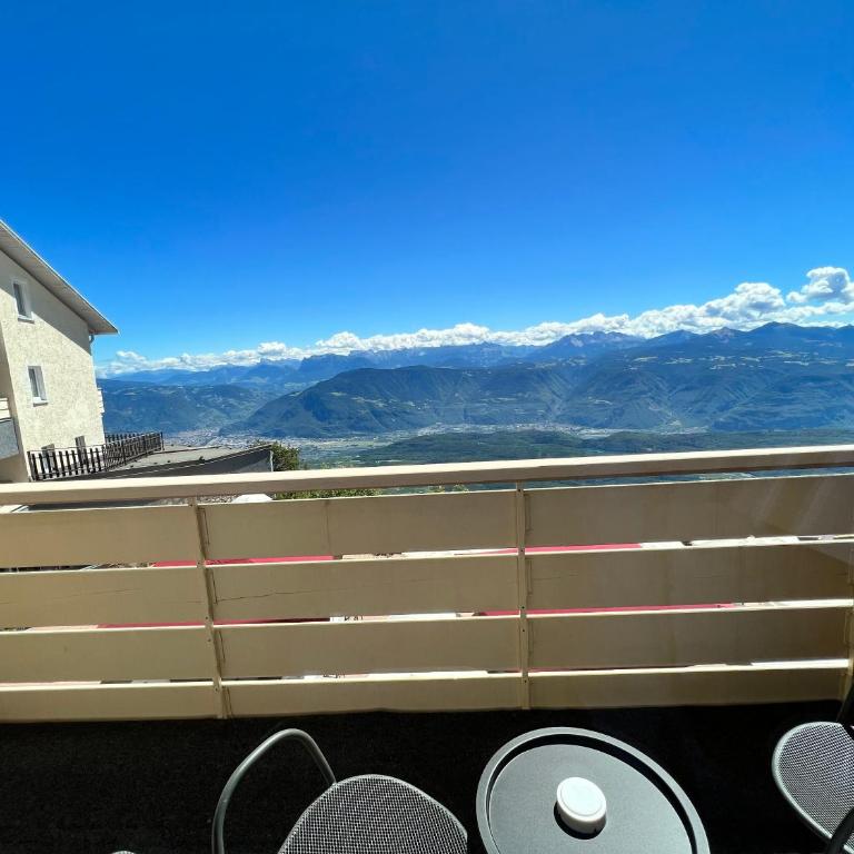 PanoramaHotel Penegal - Deluxe Doppelzimmer mit Zustellbett - 4