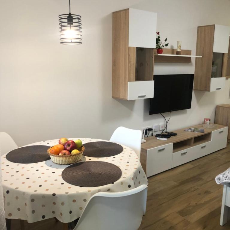 Apartments Biro - One-Bedroom Apartment - 5