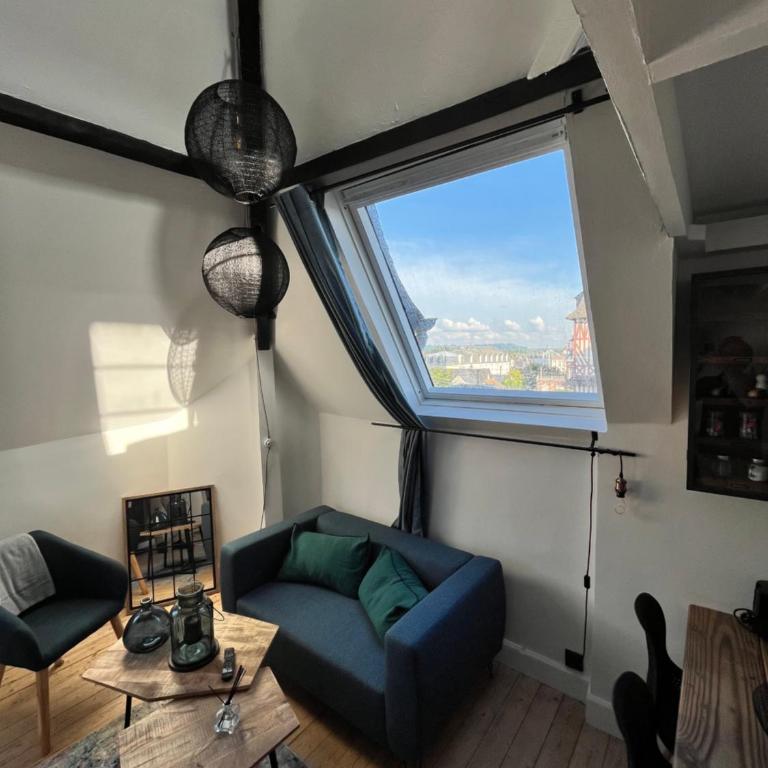 DUPLEX HYPER CENTRE - 4 pers - REFAIT A NEUF - Appartement 2 Chambres - 17