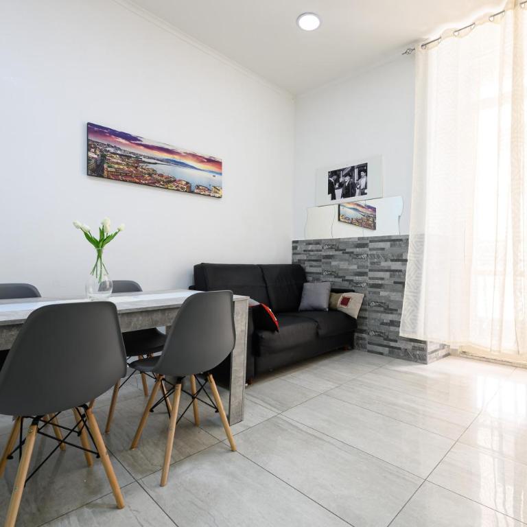 Manu Family House - Appartamento con 2 Camere da Letto - 2