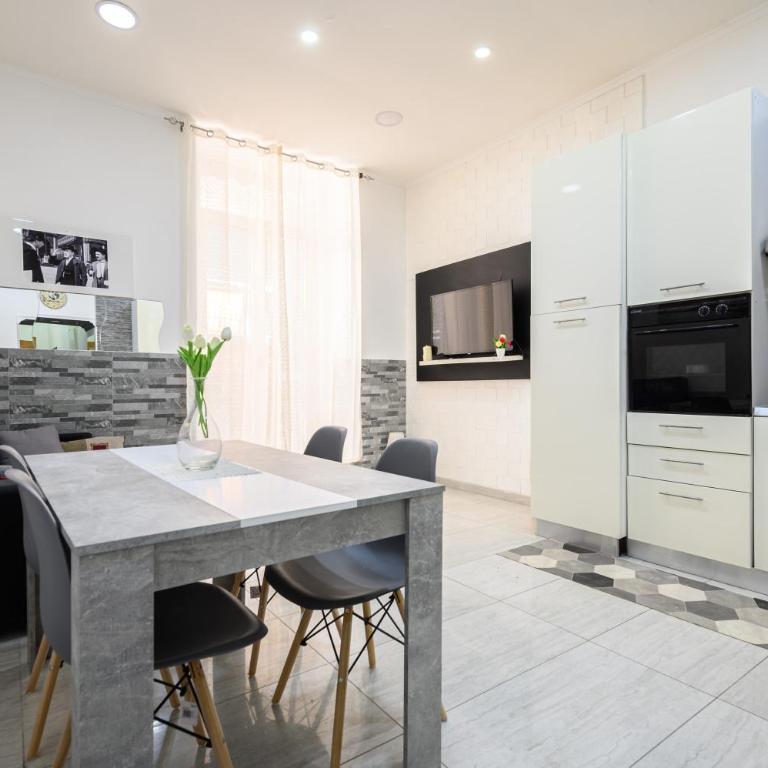 Manu Family House - Appartamento con 2 Camere da Letto - 1