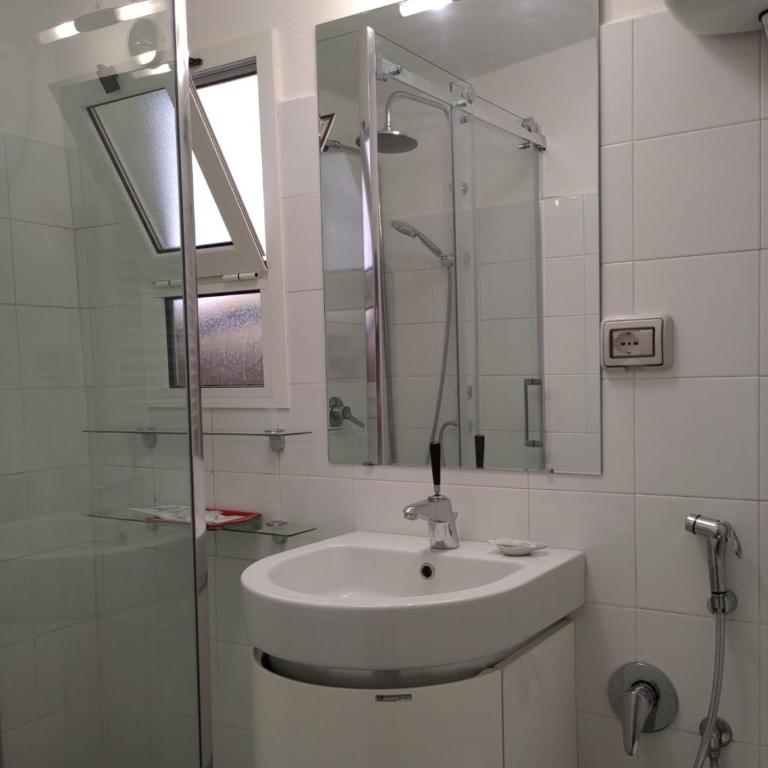 Teatime al Colosseo - Casa con 2 Camere da Letto - 54