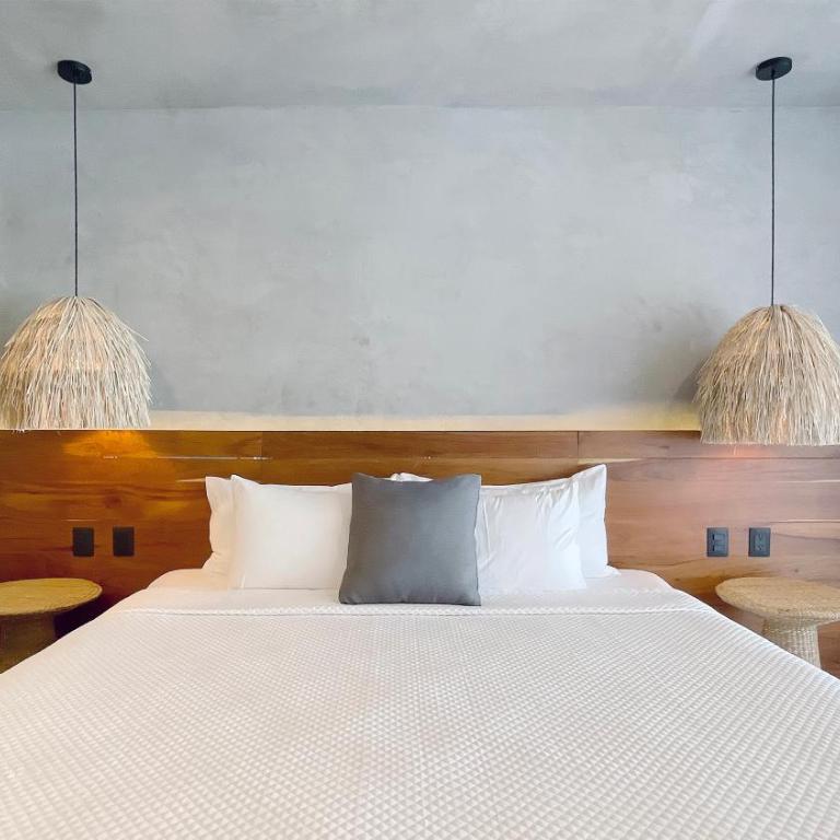 Hotel Amainah Bacalar Adults Only - Suite con cama extragrande y vistas a la piscina - 2