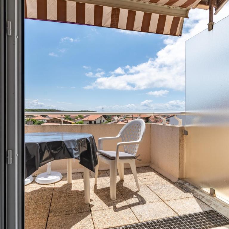 Studio mezzanine pour 2 personnes avec terrasse en centre station à Biscarrosse - FR-1-521-204 - Studio - 1