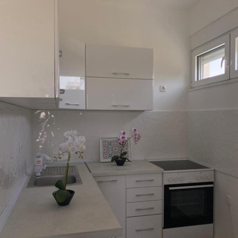 Rasi Luxury Apartments - Two-Bedroom Apartment - 14