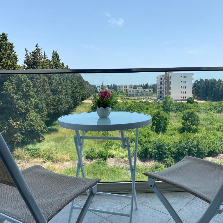 Rasi Luxury Apartments - Two-Bedroom Apartment - 15