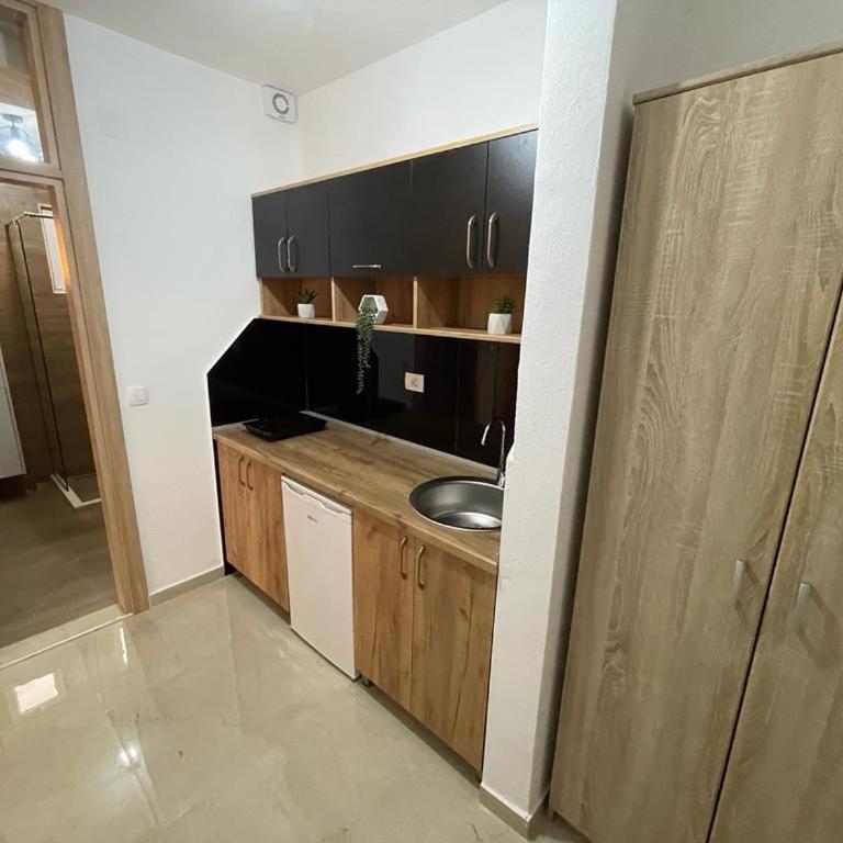 Apartments Pericic - Deluks Apartman - 10
