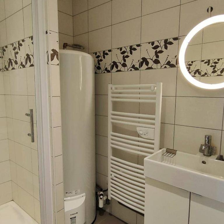 Appartement Moderne Centre Cauterets - Parking Inclus - FR-1-234-153 - Appartement (6 Adultes) - 8