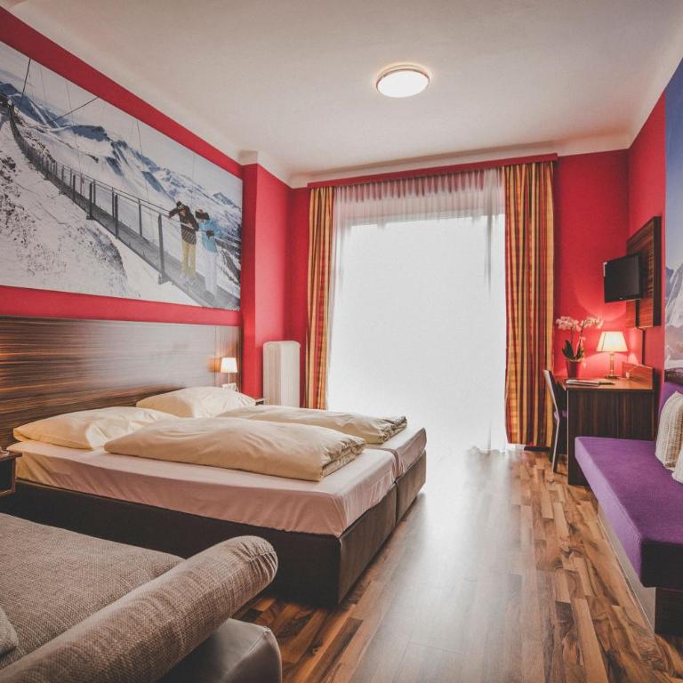 Kurhotel & Hotel Mozart - Doppelzimmer mit Balkon - 9