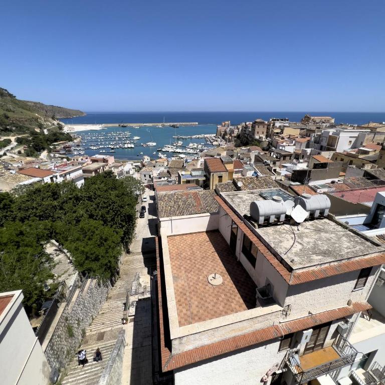 Sicilia Ovest - Terrazza Orologio e Terrazza Sul Mare - Apartment with Terrace - 5