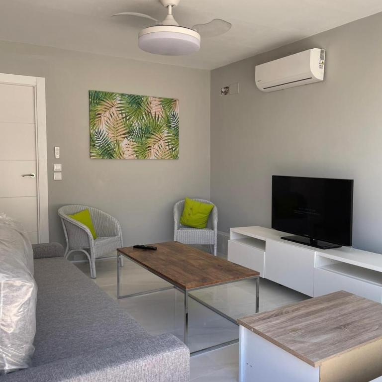 Seafront recently renovated apartments - Apartamento - Planta baja - 1