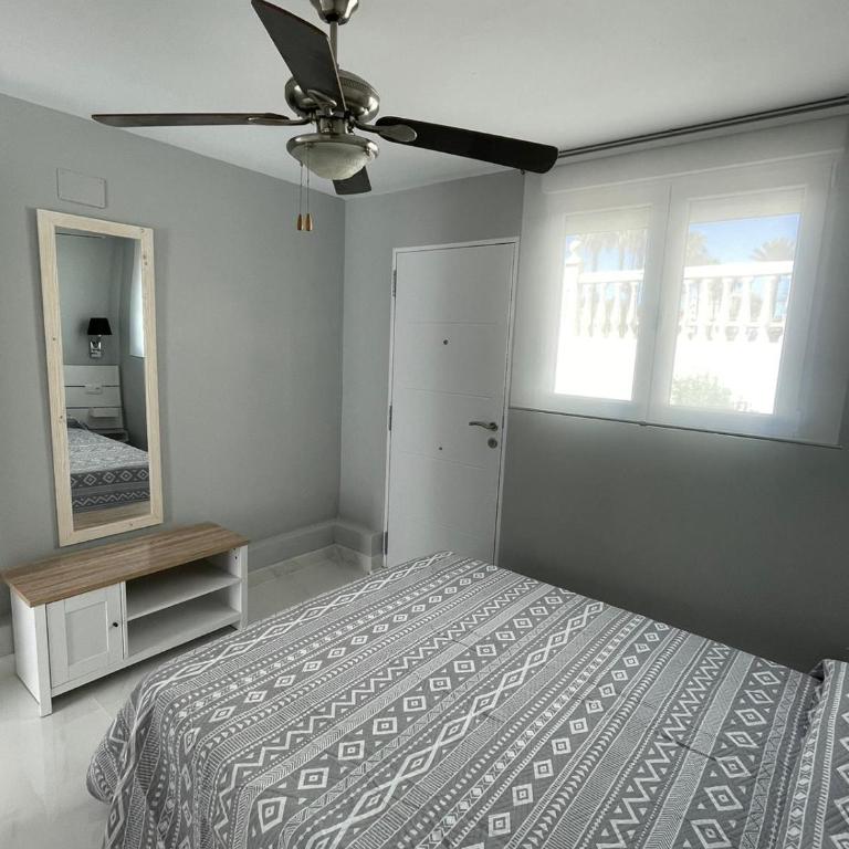 Seafront recently renovated apartments - Apartamento - Planta baja - 4
