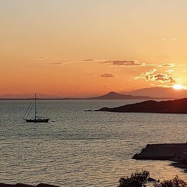 NIDO DEL AMOR deluxe 1a linéa Terraza Indoorpool Wifi Aire Netflix 10 metros a Cala del Pino - Apartamento de 1 dormitorio - 2