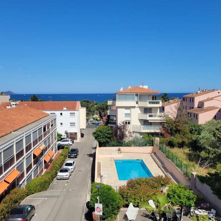 Bel appartement à 200m de la mer! - Appartement 2 Chambres - 4