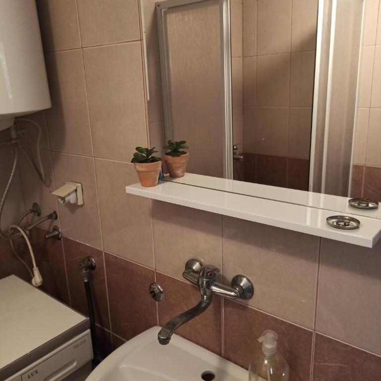 Stan na dan Dunja - Two-Bedroom Apartment - 25