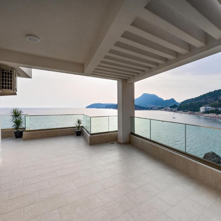 G Star Hotel - Penthaus Apartman - 12