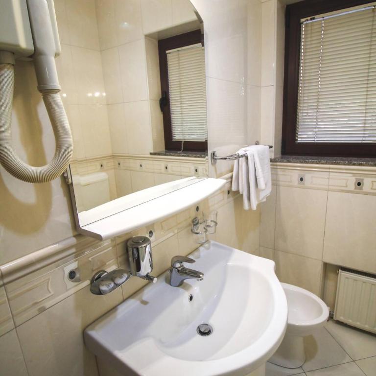 Hotel Vila Vrbas - One-Bedroom Suite - 16