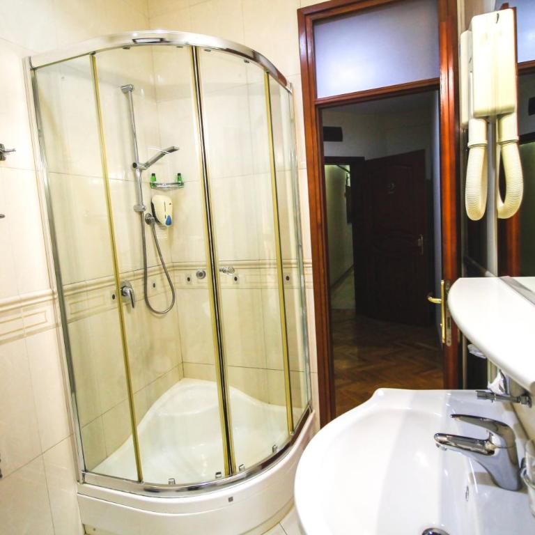 Hotel Vila Vrbas - One-Bedroom Suite - 9