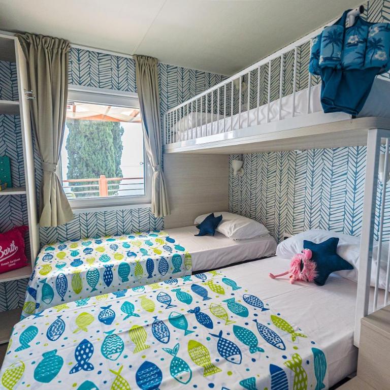 Village & Glamping Riva Blu - Mobilheim mit Whirlpool - 6