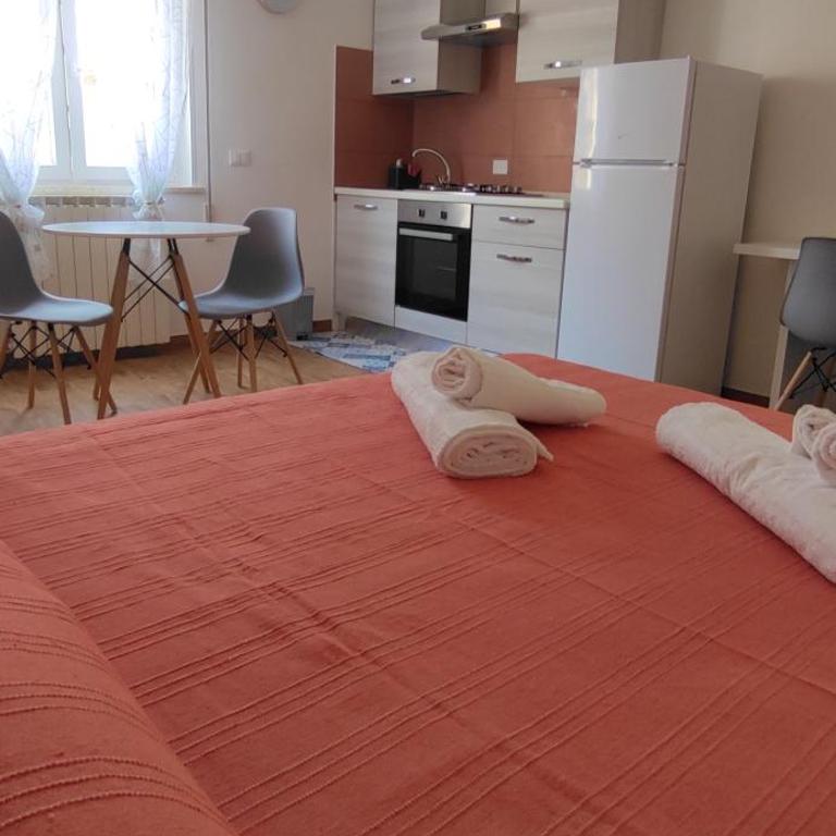 Suite Centrale 44 - Corallo - Apartment mit 1 Schlafzimmer - 2