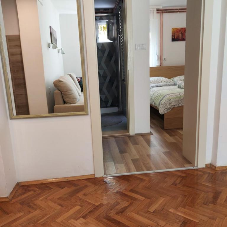 Apartment Holiday - Apartman sa 1 Spavaćom Sobom - 11