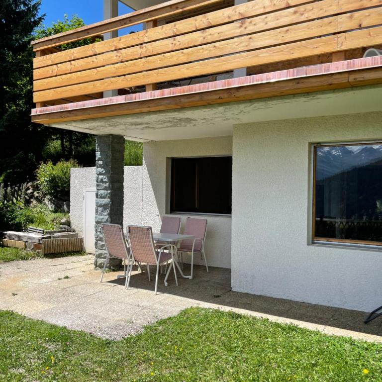 Superbe appartement avec vue et parking gratuit - Apartment mit 1 Schlafzimmer - 14