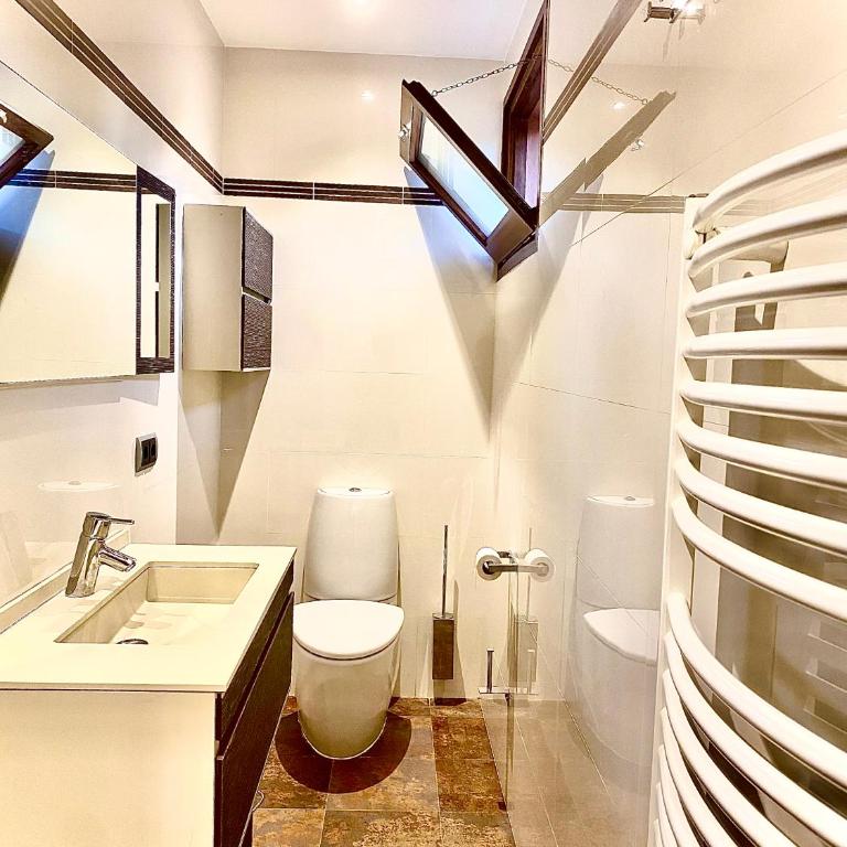 Chalet Boutique con chimenea y indoor pool - Villa - 29