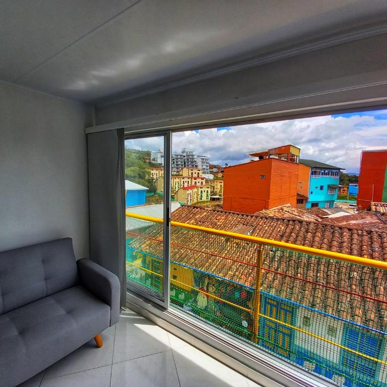 Apartamento Centro Guatapé, parque y embalse - Apartamento de 3 dormitorios - 10