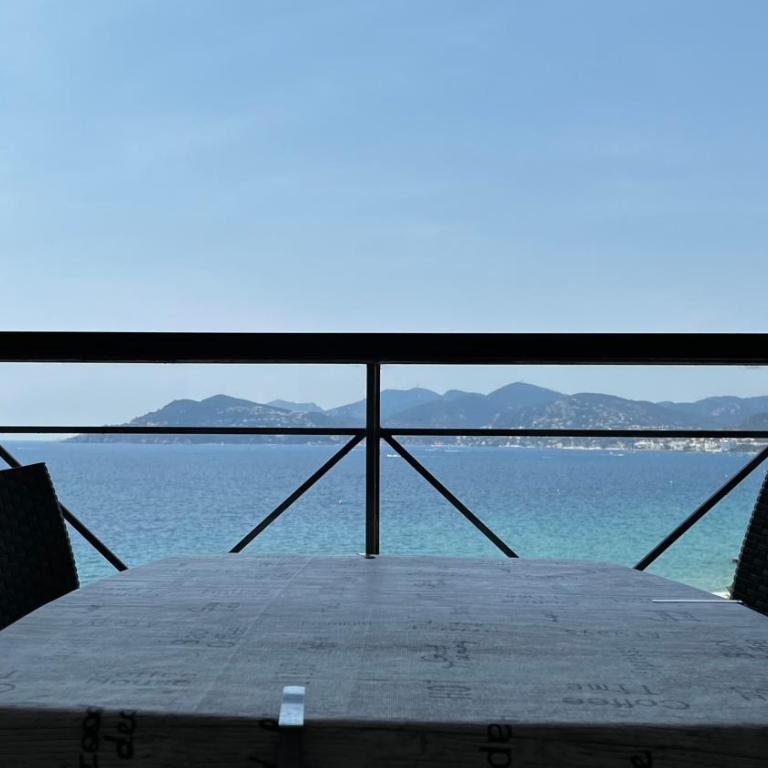 Cannes - view Cap Esterel - Appartement - 2