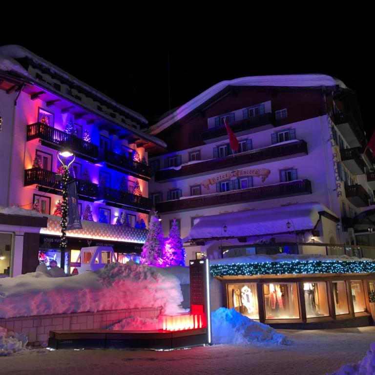 Luxury Panoramic 3BR Apt 2min to Centre 5min to Lifts - Appartamento con 3 Camere da Letto - 79