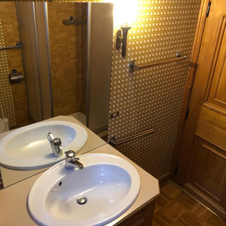 Luxury Panoramic 3BR Apt 2min to Centre 5min to Lifts - Appartamento con 3 Camere da Letto - 52