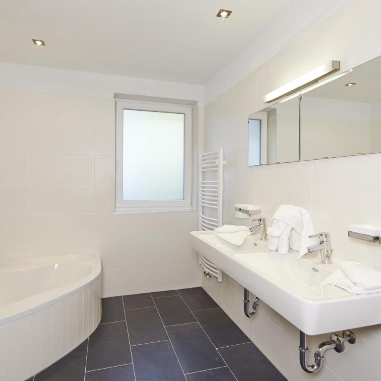 Alpendiamond Ski in & Bike Out apartments Top 200, 400 & penthouse 600 - Apartment mit Terrasse - 18