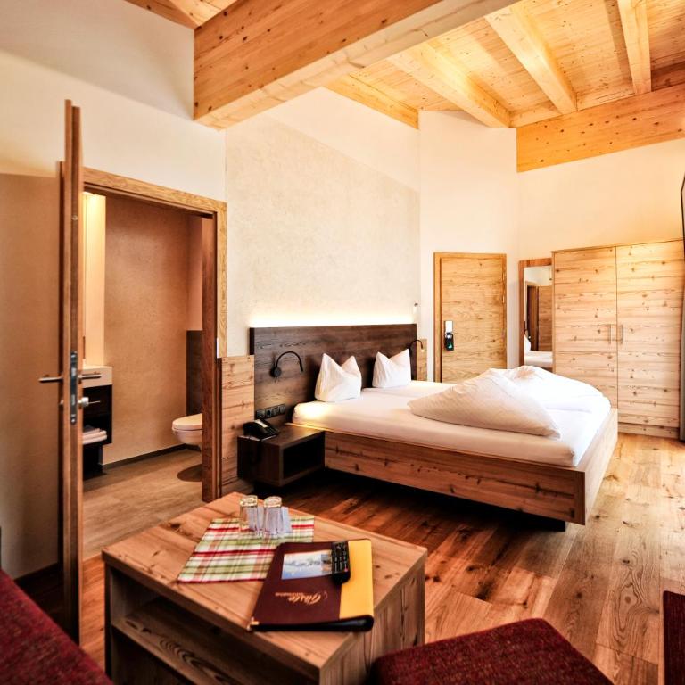 Hotel Garni Lamm - Deluxe Doppelzimmer - 2
