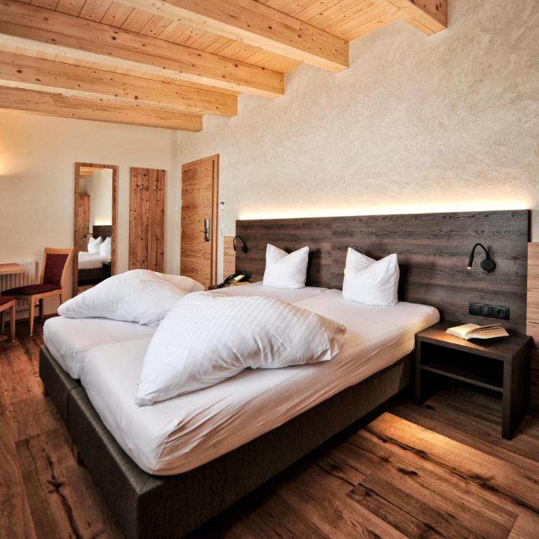 Hotel Garni Lamm - Deluxe Doppelzimmer - 1