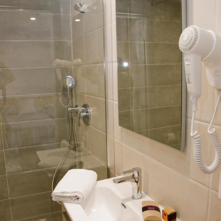 Malva Hostel Estartit - Double Room - 8
