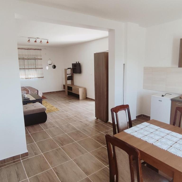 Apartmani Venecija - One-Bedroom Apartment - 15