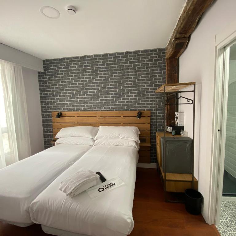 Casual Mardones Bilbao - Habitación Doble con baño privado - 2 camas - 3