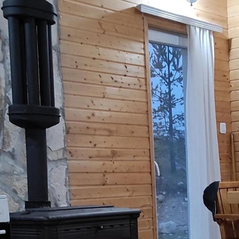Mountain Peace Cottage - Three-Bedroom House - 17
