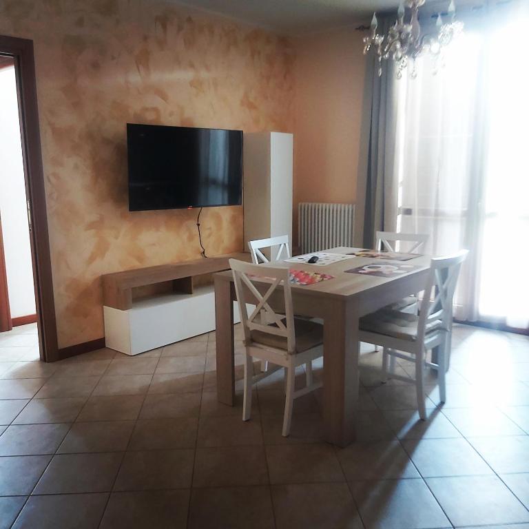 CasaMG - Appartamento con 2 Camere da Letto - 2