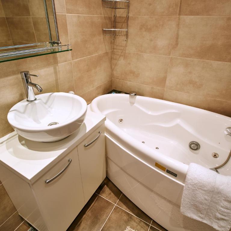 ZigZag Belgrade - Apartman s 1 Spavaćom Sobom i Balkonom - 4