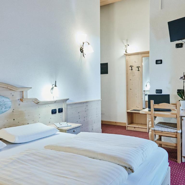 Hotel 2000 - Triple Room - 1