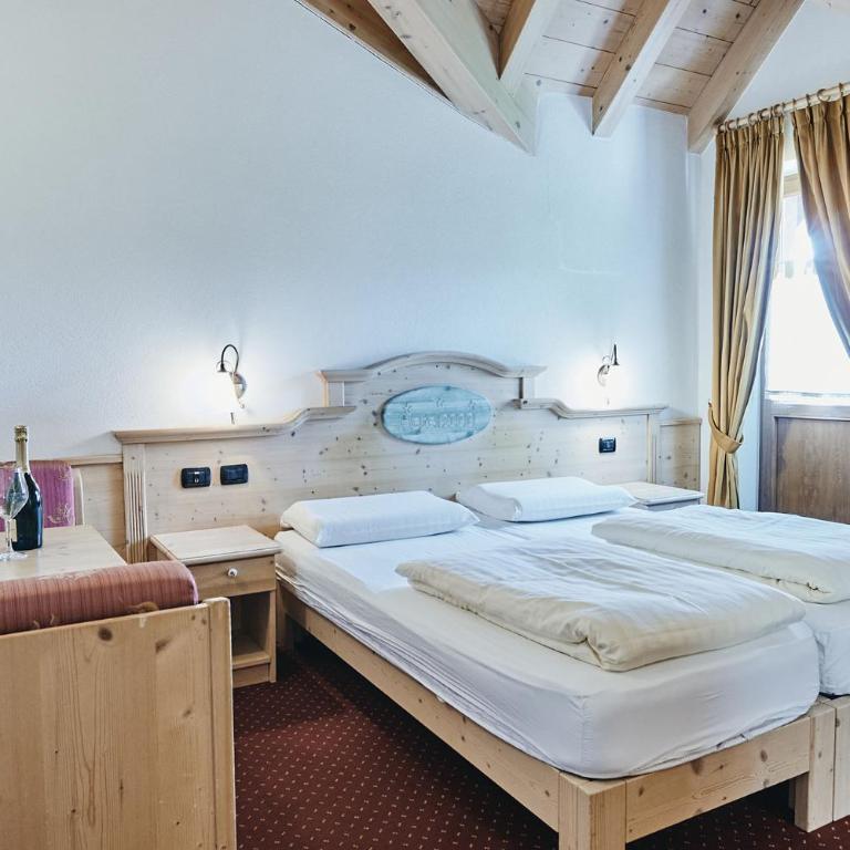 Hotel 2000 - Double or Twin Room - 6