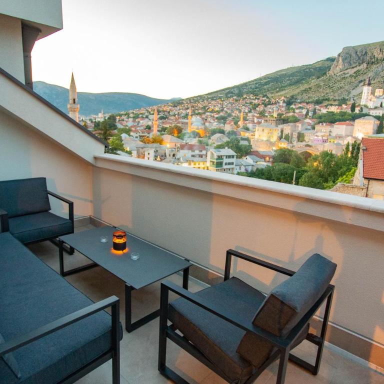 Exclusive Penthouse Old town with sauna and jacuzzi - Three-Bedroom Apartment - 14