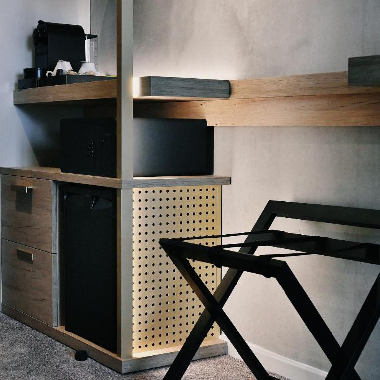 Golden Tulip Reims Bezannes - Chambre Lit King-Size de Luxe - 2
