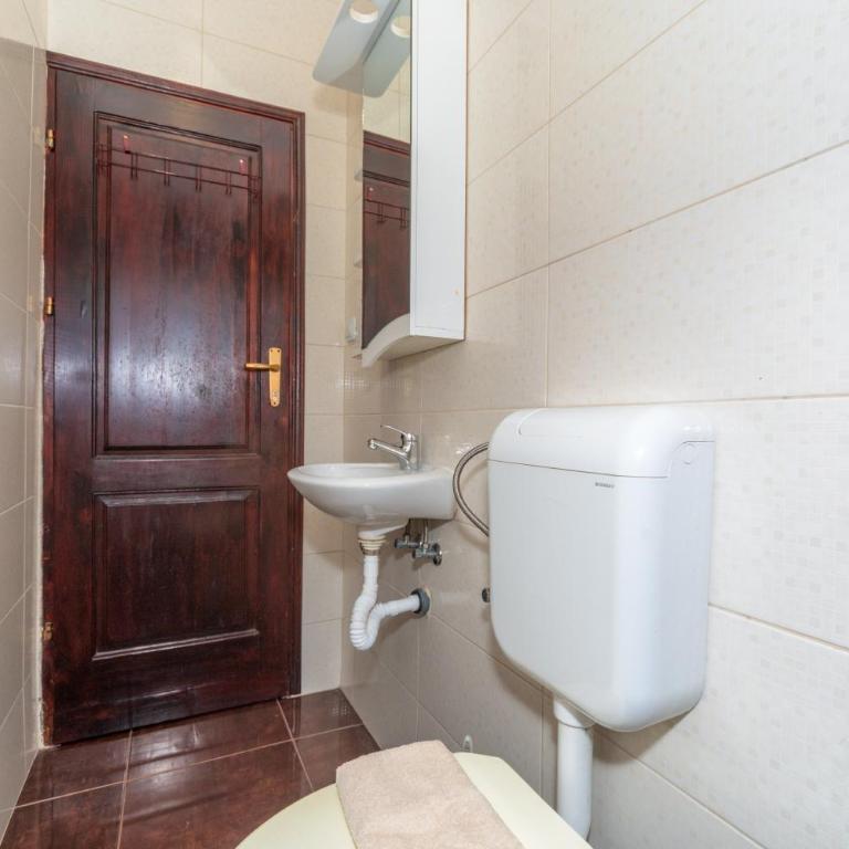 Apartments Sara - Standard One Bedroom Apartment - 19