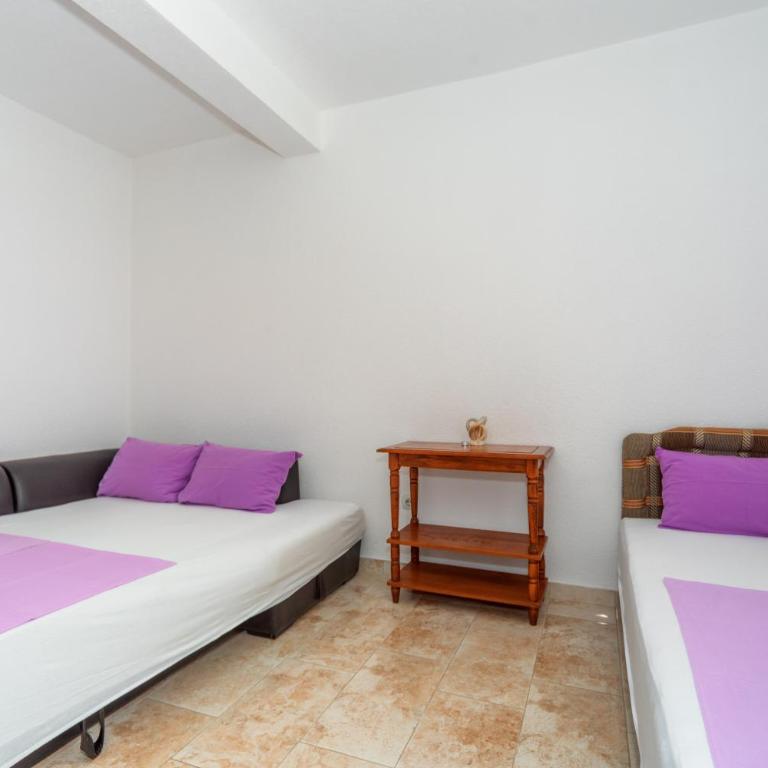 Apartments Sara - Studio - 16