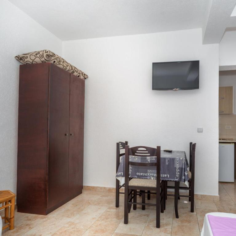 Apartments Sara - Studio - 18